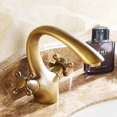 Antique Brass Centerset Two Handles Bathroom Sink Tap T0402A